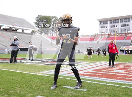 Thumbnail 3 in Shelby vs. Wallace-Rose Hill (NCHSAA 2A State Championship) photogallery.