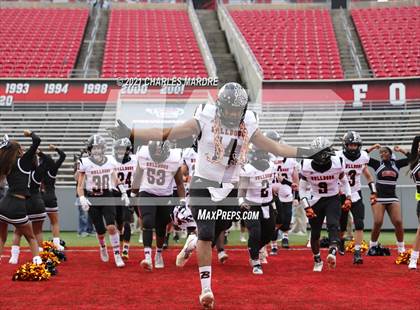 Thumbnail 2 in Shelby vs. Wallace-Rose Hill (NCHSAA 2A State Championship) photogallery.