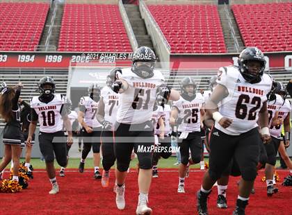 Thumbnail 3 in Shelby vs. Wallace-Rose Hill (NCHSAA 2A State Championship) photogallery.