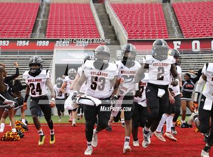 Thumbnail 3 in Shelby vs. Wallace-Rose Hill (NCHSAA 2A State Championship) photogallery.