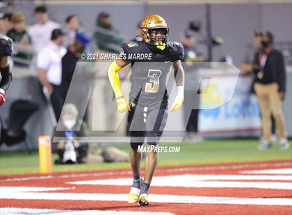 Thumbnail 2 in Shelby vs. Wallace-Rose Hill (NCHSAA 2A State Championship) photogallery.