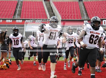 Thumbnail 1 in Shelby vs. Wallace-Rose Hill (NCHSAA 2A State Championship) photogallery.
