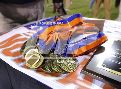 Thumbnail 1 in Shelby vs. Wallace-Rose Hill (NCHSAA 2A State Championship) photogallery.