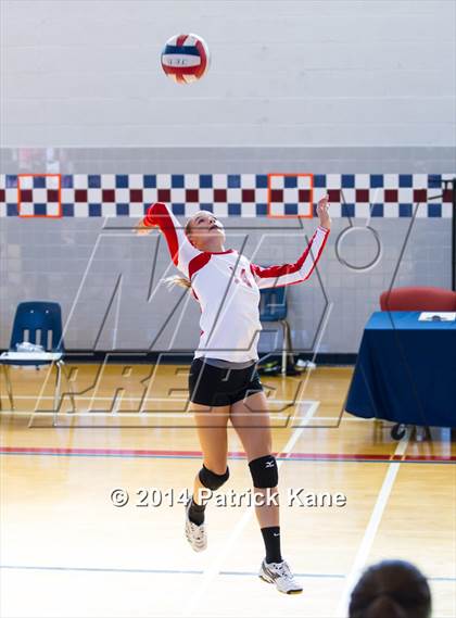 Thumbnail 3 in Annandale vs Marshall (Raider Rumble Invitational) photogallery.