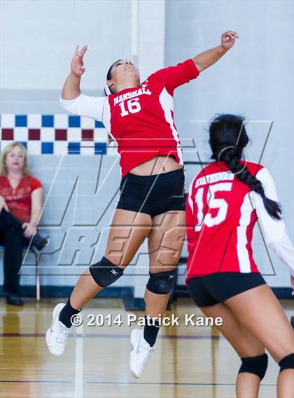 Thumbnail 2 in Annandale vs Marshall (Raider Rumble Invitational) photogallery.