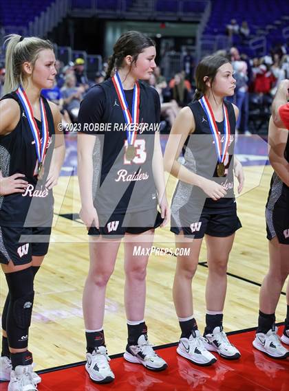 Thumbnail 2 in Fairfield vs. Winnsboro (UIL 3A Basketball  State Semifinal Medal Ceremony) photogallery.