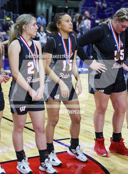 Thumbnail 1 in Fairfield vs. Winnsboro (UIL 3A Basketball  State Semifinal Medal Ceremony) photogallery.