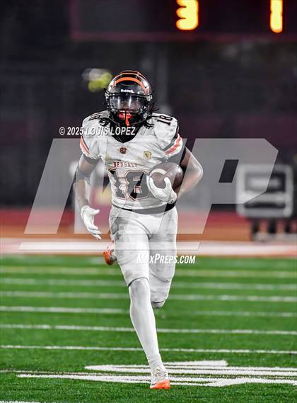 Thumbnail 1 in Pacifica @ Central East (CIF DIV 1A Final) photogallery.