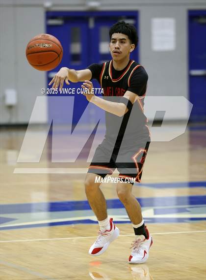 Thumbnail 3 in Travis vs. Caney Creek (Lobo Pack Attack Classic) photogallery.