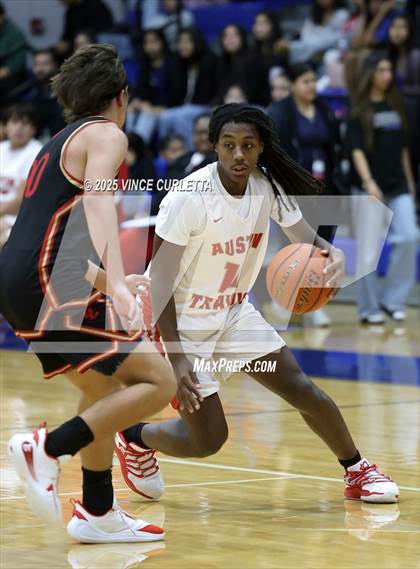 Thumbnail 3 in Travis vs. Caney Creek (Lobo Pack Attack Classic) photogallery.