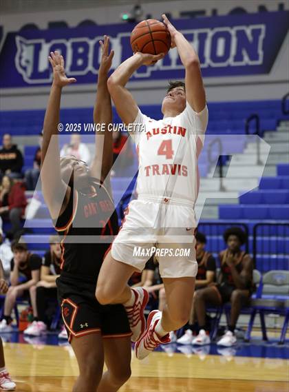 Thumbnail 1 in Travis vs. Caney Creek (Lobo Pack Attack Classic) photogallery.
