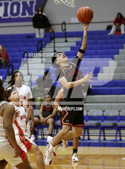Thumbnail 1 in Travis vs. Caney Creek (Lobo Pack Attack Classic) photogallery.