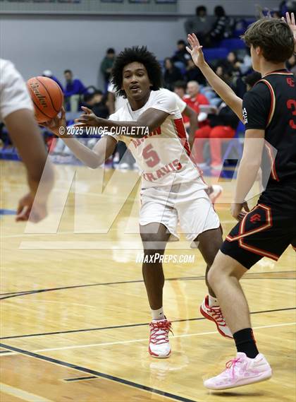 Thumbnail 2 in Travis vs. Caney Creek (Lobo Pack Attack Classic) photogallery.