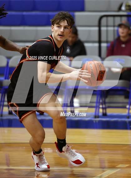 Thumbnail 1 in Travis vs. Caney Creek (Lobo Pack Attack Classic) photogallery.