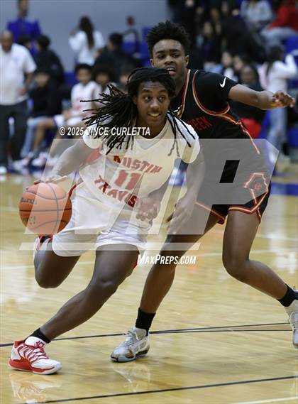 Thumbnail 1 in Travis vs. Caney Creek (Lobo Pack Attack Classic) photogallery.