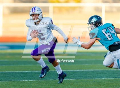 Thumbnail 3 in Farmington @ Lehi (UHSAA 5A Quarterfinal) photogallery.