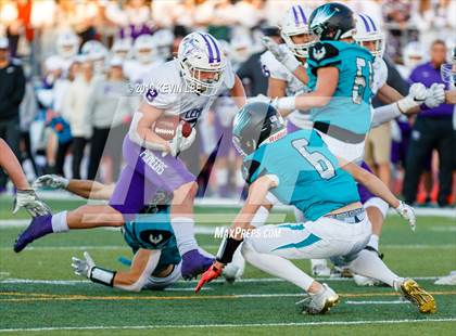 Thumbnail 2 in Farmington @ Lehi (UHSAA 5A Quarterfinal) photogallery.
