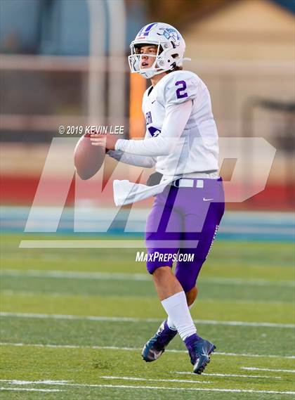 Thumbnail 3 in Farmington @ Lehi (UHSAA 5A Quarterfinal) photogallery.