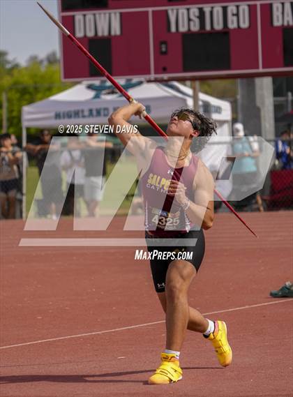Thumbnail 3 in AIA Finals photogallery.
