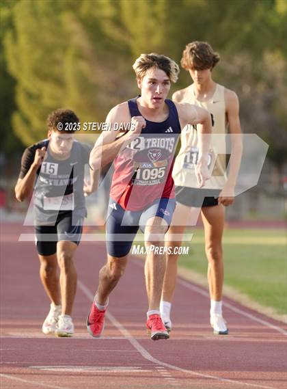 Thumbnail 3 in AIA Finals photogallery.