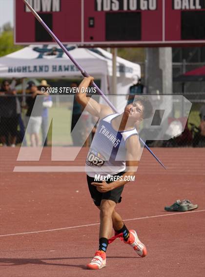 Thumbnail 3 in AIA Finals photogallery.