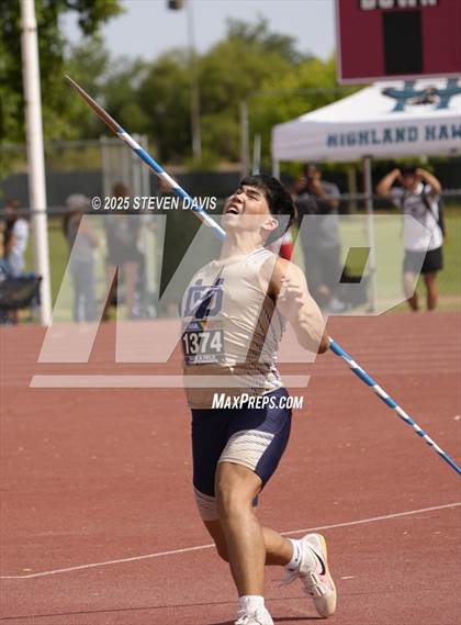 Thumbnail 1 in AIA Finals photogallery.