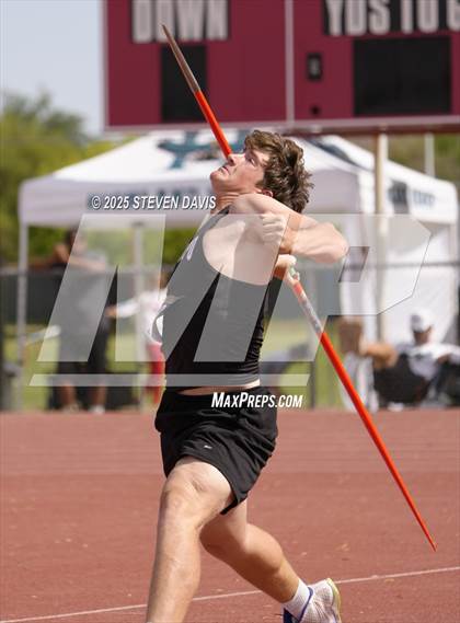 Thumbnail 2 in AIA Finals photogallery.