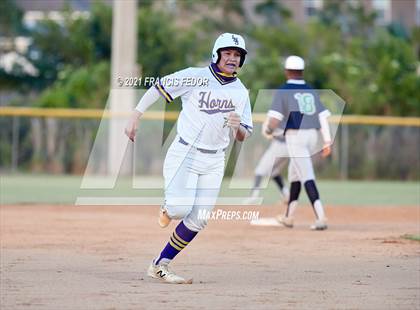 Thumbnail 3 in Sumner @ Lennard photogallery.