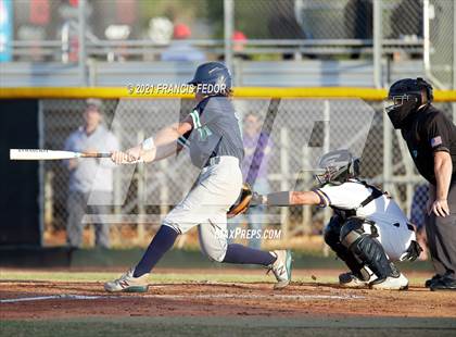 Thumbnail 3 in Sumner @ Lennard photogallery.