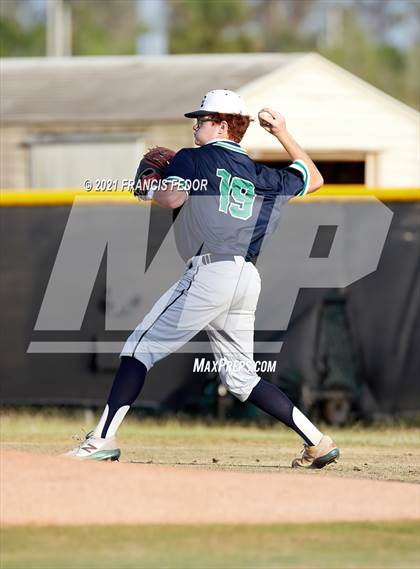 Thumbnail 1 in Sumner @ Lennard photogallery.