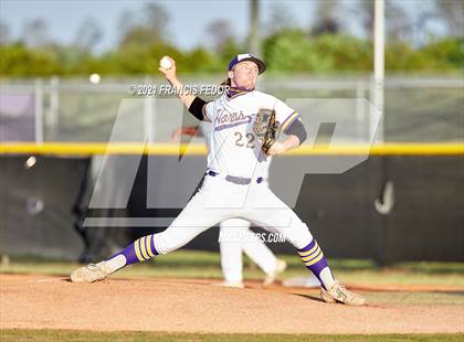 Thumbnail 3 in Sumner @ Lennard photogallery.