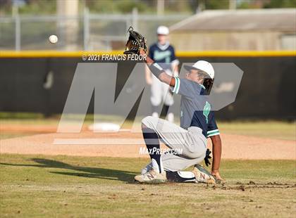 Thumbnail 1 in Sumner @ Lennard photogallery.