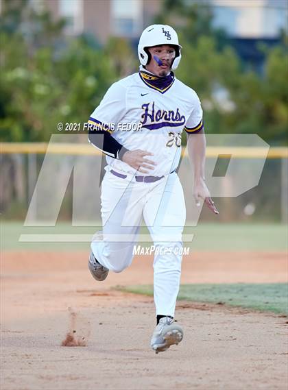 Thumbnail 1 in Sumner @ Lennard photogallery.