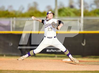Thumbnail 1 in Sumner @ Lennard photogallery.