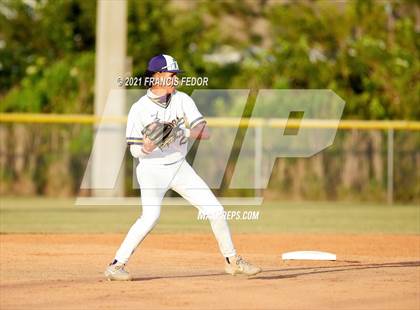 Thumbnail 1 in Sumner @ Lennard photogallery.