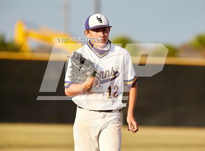 Thumbnail 1 in Sumner @ Lennard photogallery.