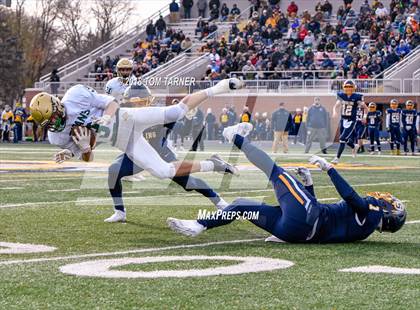 Thumbnail 3 in Boylan Catholic @ Sterling (IHSA 5A Quarterfilal Playoff) photogallery.