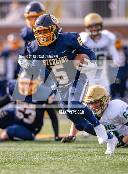 Thumbnail 2 in Boylan Catholic @ Sterling (IHSA 5A Quarterfilal Playoff) photogallery.