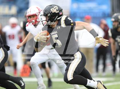 Thumbnail 1 in Avonworth vs. Southern Columbia Area (PIAA 2A Championship) photogallery.