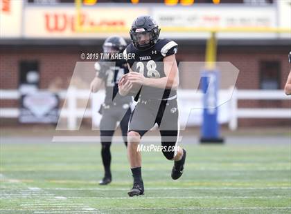 Thumbnail 2 in Avonworth vs. Southern Columbia Area (PIAA 2A Championship) photogallery.
