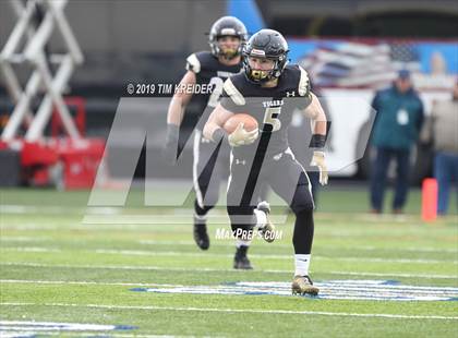Thumbnail 3 in Avonworth vs. Southern Columbia Area (PIAA 2A Championship) photogallery.