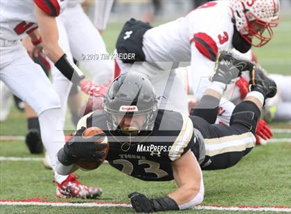 Thumbnail 2 in Avonworth vs. Southern Columbia Area (PIAA 2A Championship) photogallery.