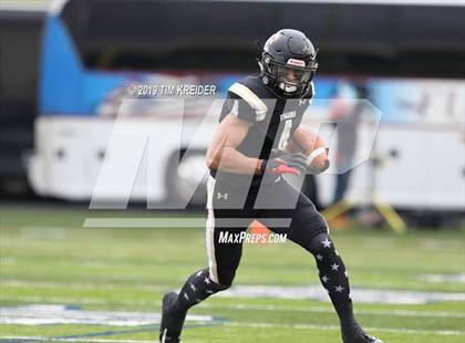Thumbnail 1 in Avonworth vs. Southern Columbia Area (PIAA 2A Championship) photogallery.