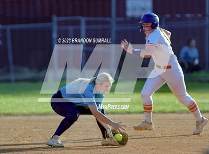 Thumbnail 1 in Chilton County @ Jemison photogallery.