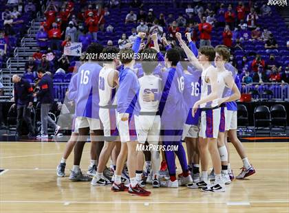 Thumbnail 2 in Westlake vs. Duncanville (UIL 6A State Championship) photogallery.