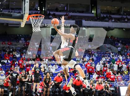 Thumbnail 1 in Westlake vs. Duncanville (UIL 6A State Championship) photogallery.