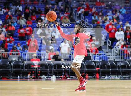 Thumbnail 1 in Westlake vs. Duncanville (UIL 6A State Championship) photogallery.