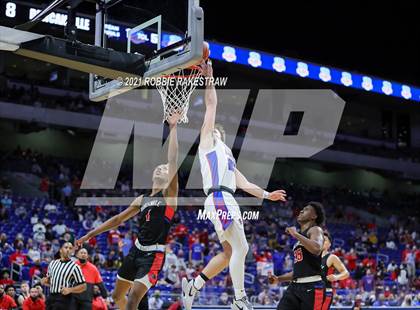 Thumbnail 1 in Westlake vs. Duncanville (UIL 6A State Championship) photogallery.