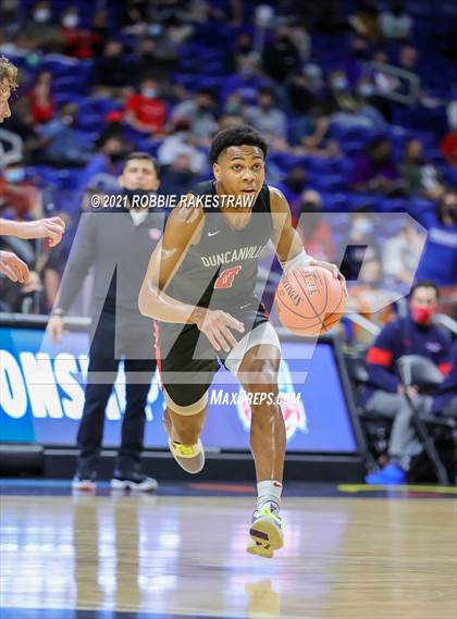 Thumbnail 1 in Westlake vs. Duncanville (UIL 6A State Championship) photogallery.