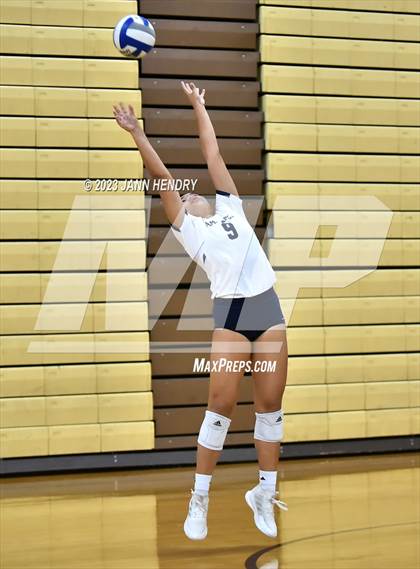 Thumbnail 2 in Skyview vs. Kamehameha Kapalama (Durango Fall Classic) photogallery.
